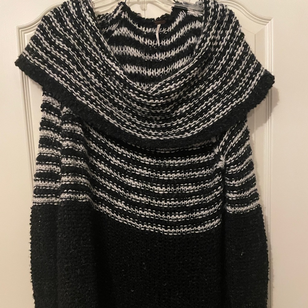 Free People Off-the-Shoulder Sweater Dress Size XS